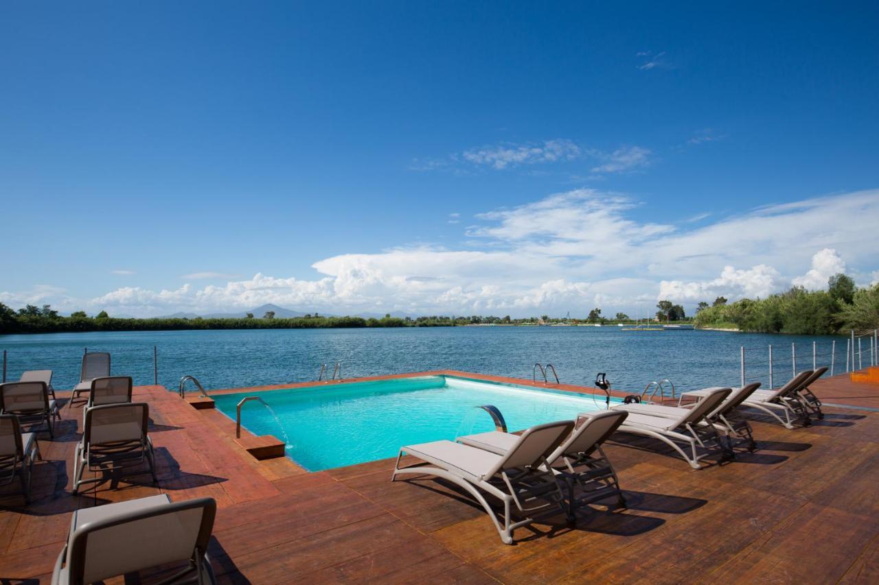 Plana Resort & Spa 卡斯特沃托诺 外观 照片