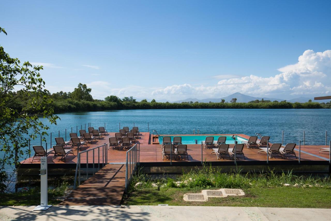 Plana Resort & Spa 卡斯特沃托诺 外观 照片