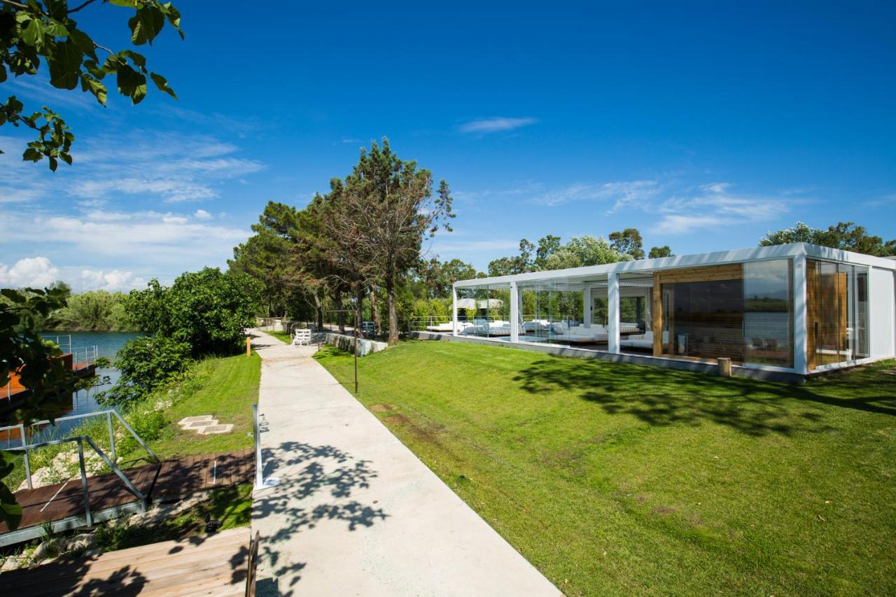 Plana Resort & Spa 卡斯特沃托诺 外观 照片