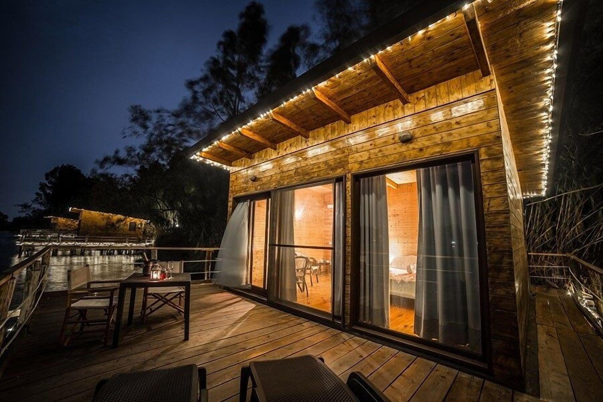 Plana Resort & Spa 卡斯特沃托诺 外观 照片